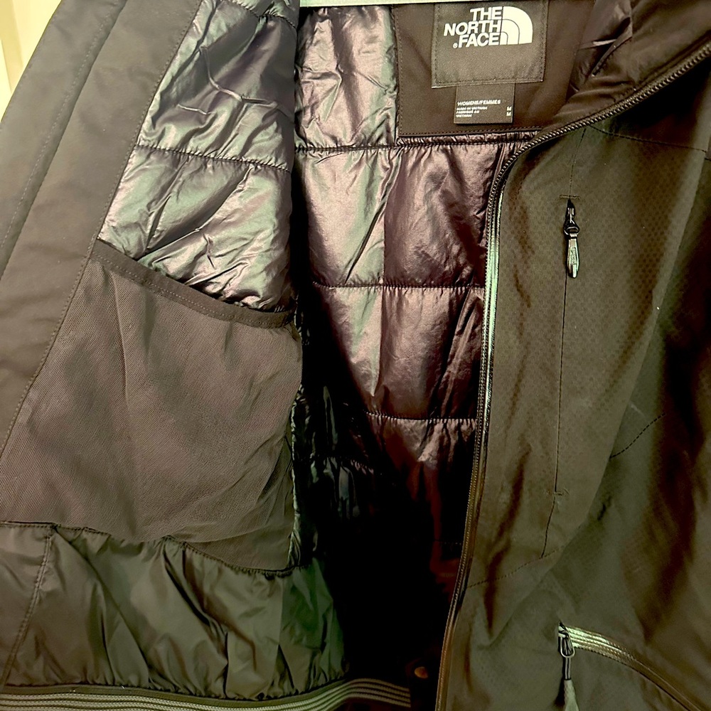The North Face Women’s Freedom Insulated Jacket & Stretch Pants, black, M.